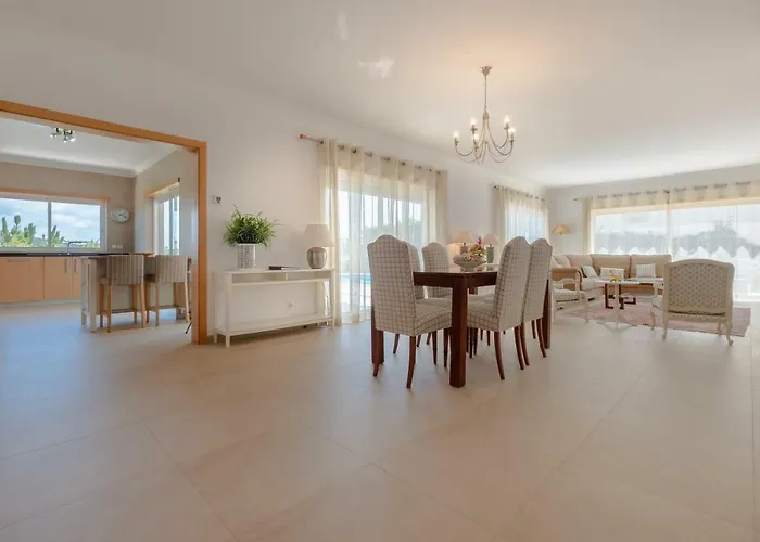 Magnifica Moradia V4 * Praia del Rei