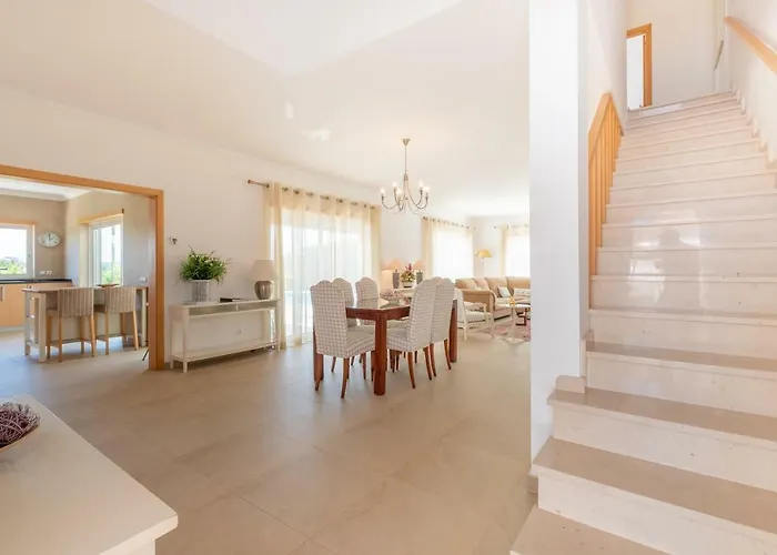 Tatil Evi Magnifica Moradia V4 *